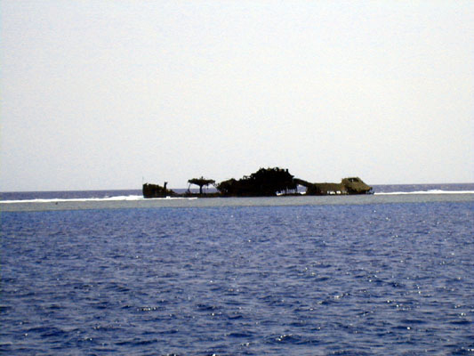shaab qumeira - wreck